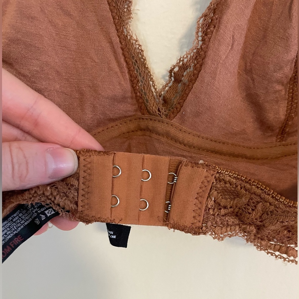 Urban Outfitters halter lace bralette - Picture 4 of 5